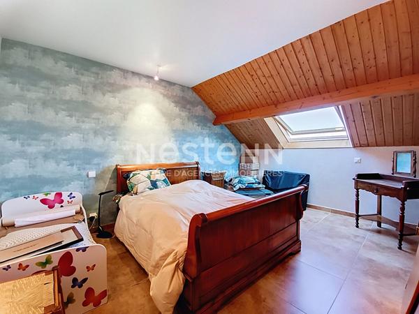 Maison familiale à vendre Cosnac : 5 chambres avec vue dégagée, terrain 2 500 m² et performance énergétique B ? Cosnac