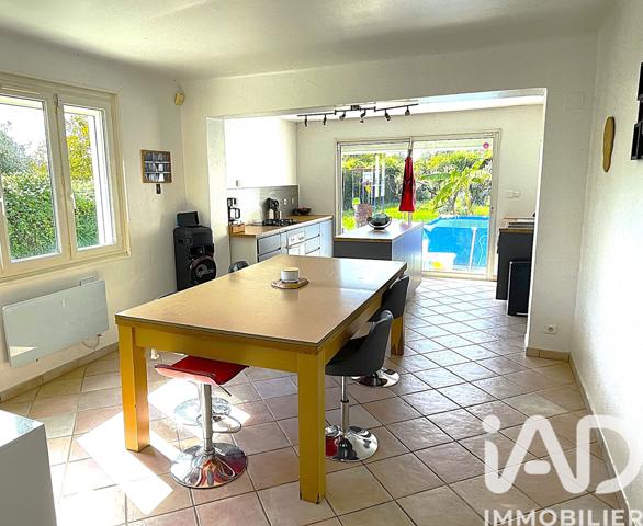 Maison à vendre 6 pièces 200 m² Pierrelatte