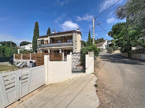 Appartement 5 pièces avec vue mer à Bandol - Quartier du Four à Chaux