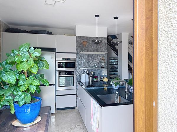 Appartement 5 pièces avec vue mer à Bandol - Quartier du Four à Chaux