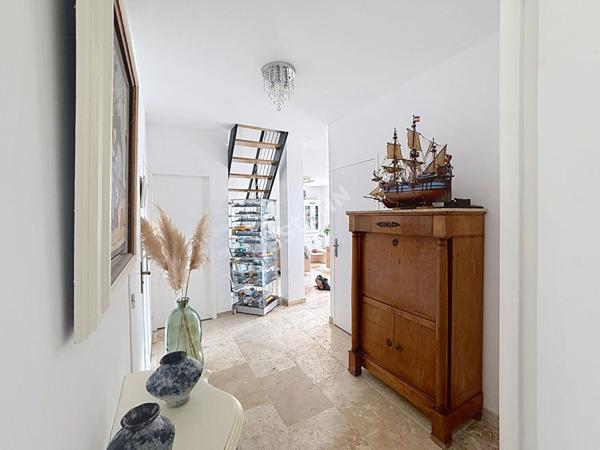 Appartement 5 pièces avec vue mer à Bandol - Quartier du Four à Chaux