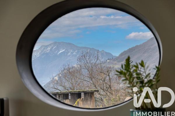 Maison à vendre 8 pièces 233 m² Corenc