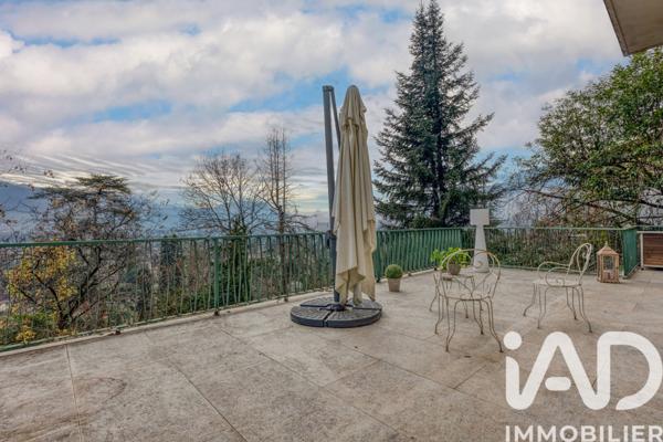 Maison à vendre 8 pièces 233 m² Corenc