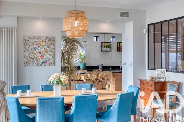 Maison à vendre 8 pièces 233 m² Corenc