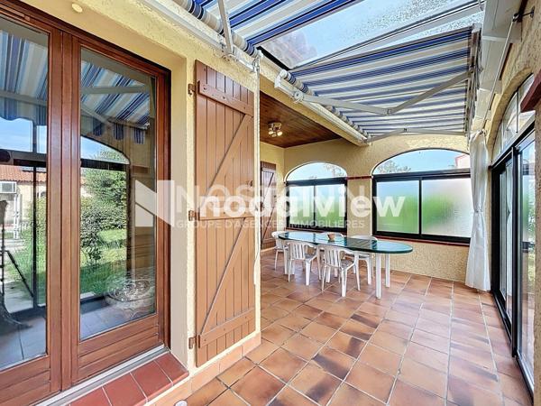 TORREILLES - A VENDRE Maison 5 pieces en 4 faces avec jardin piscine et garage