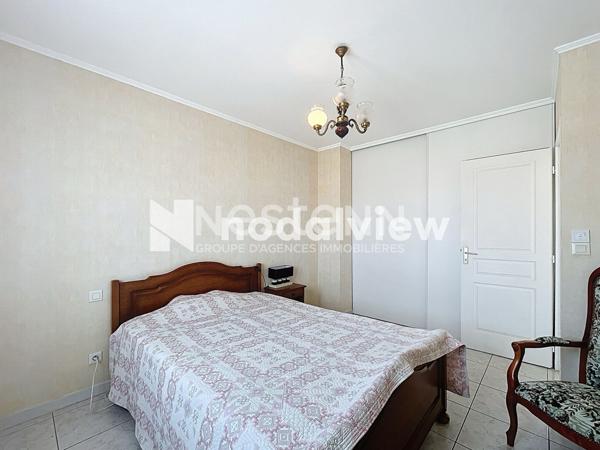 TORREILLES - A VENDRE Maison 5 pieces en 4 faces avec jardin piscine et garage