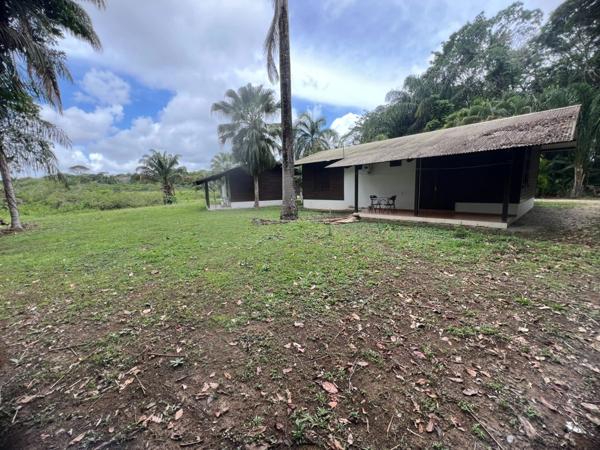 Gite de 12 bungallows plus foncier d'environ 2 ha à vendre