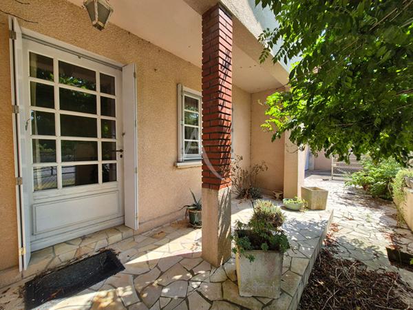 Villeneuve De Marsan