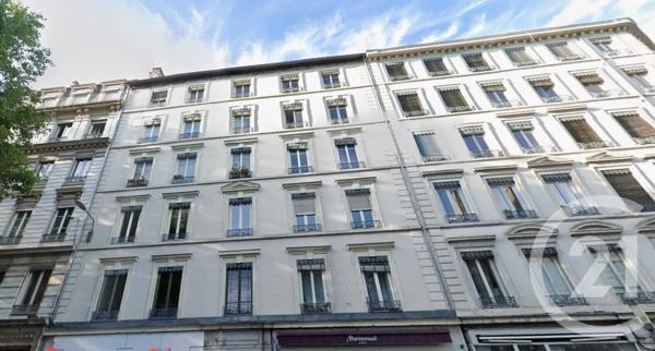 Appartement F4 à vendre  4 pièces - 110,90 m 2   STE FOY LES LYON  - 69