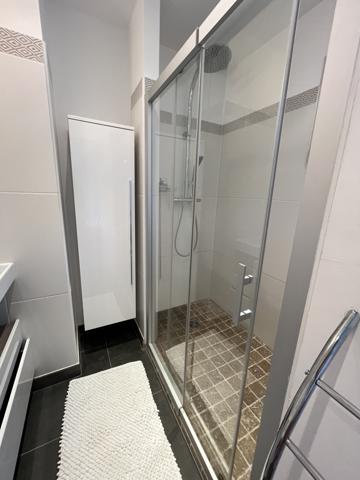 Pujaut (30131) Villa de Prestige Pujaut 202 M2 à 20 minutes de la gare d'Avignon TGV