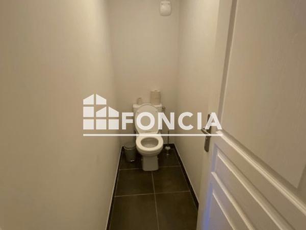 Location Appartement 3 pièces 107.5 m² - 2 RUE DES BENEDICTINS Vitre 35500