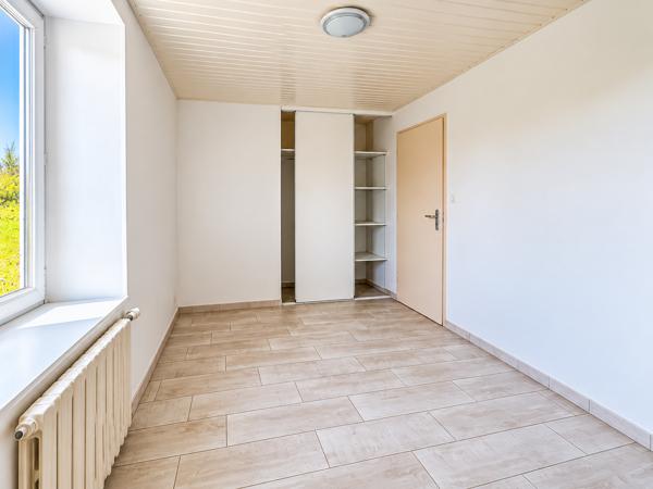 Coex, Maison à la campagne 3 chambres avec 1142m2 de terrain. Toutes les caractéristiques