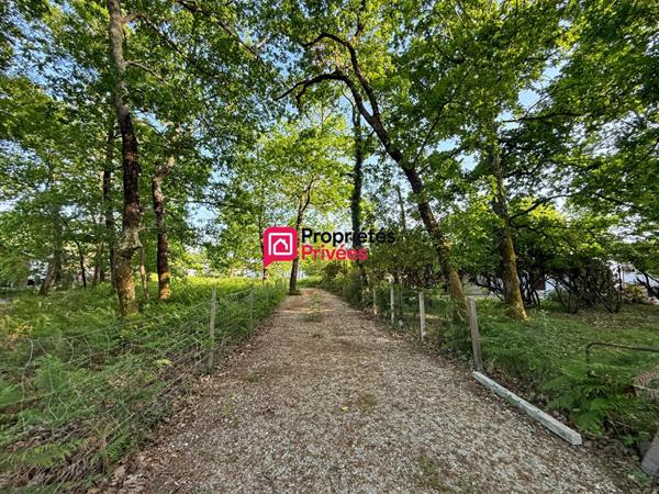 HOURTIN PORT - TERRAIN VIABILISE - 989M2 HORS LOTISSEMENT