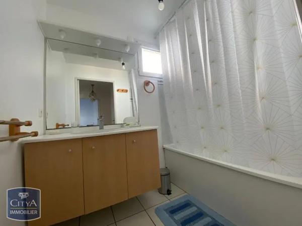 Appartement à louer 3 pièces 66.14m² La Riche (37520)