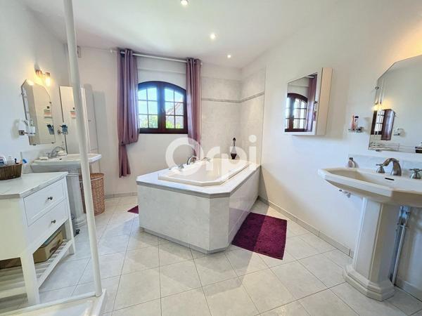 Maison à vendre    7 pièces • 264 m2 Merlimont