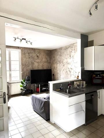 Maison de ville 90 m² avec 3 chambres ? Méru