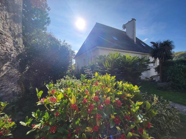 TRES BELLE OPPORTUNITE - MAISON - HENNEBONT - 6 PIECES