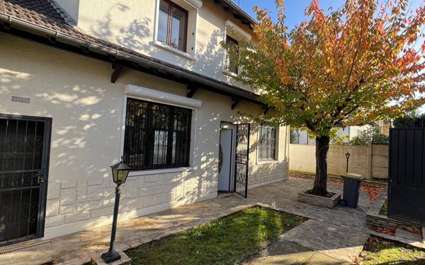 Maison à vendre    3 pièces • 121 m2 Gournay-sur-Marne