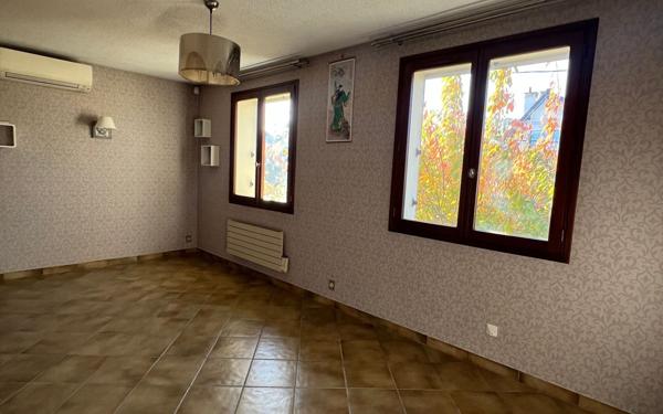 Maison à vendre    3 pièces • 121 m2 Gournay-sur-Marne