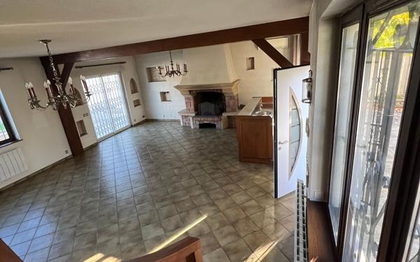 Maison à vendre    3 pièces • 121 m2 Gournay-sur-Marne