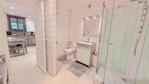 Magnifique périgourdine de 5 chambres + studio indépendant ? Parc arboré de 3.966 m²