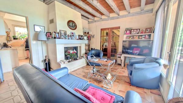 Magnifique périgourdine de 5 chambres + studio indépendant ? Parc arboré de 3.966 m²