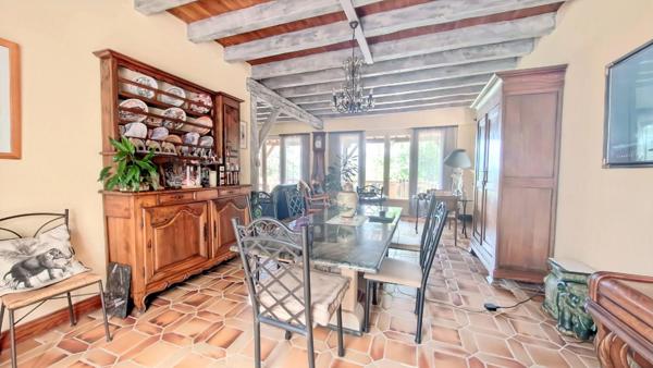 Magnifique périgourdine de 5 chambres + studio indépendant ? Parc arboré de 3.966 m²