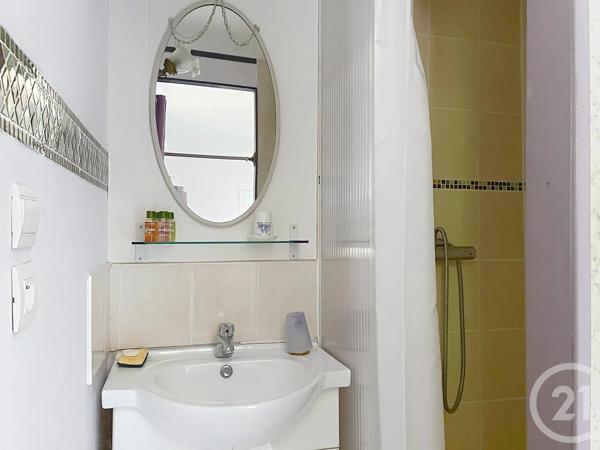 Maison à vendre  5 pièces - 150,43 m 2   BAGNOLS SUR CEZE  - 30