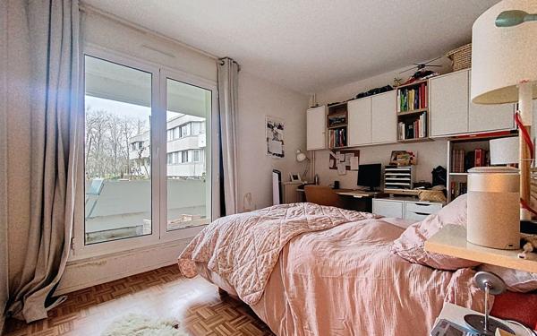 Appartement à vendre    4 pièces • 86 m2 Guyancourt
