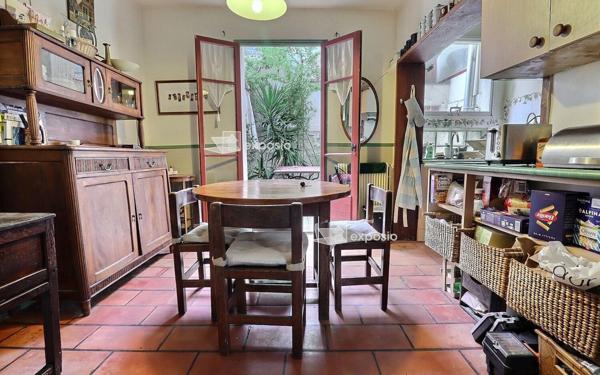 Appartement à vendre    3 pièces • 44,70 m2 Paris 19