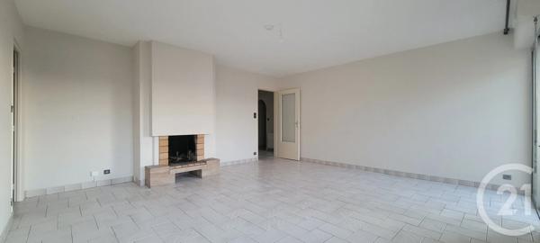 Appartement T5 à vendre  5 pièces - 120,75 m 2   RODEZ  - 12