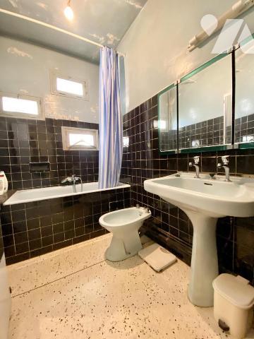 Maison à moderniser 79m² sur 331m² de jardin