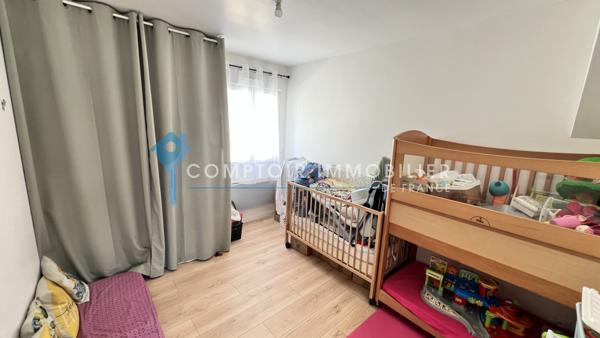 Maison
                                                                                                                                                                                                                                                                                                                        3 pièce(s)                                                                                                                                                                                                          2 chambre(s)                                                                                                                                                                                                          70  m²