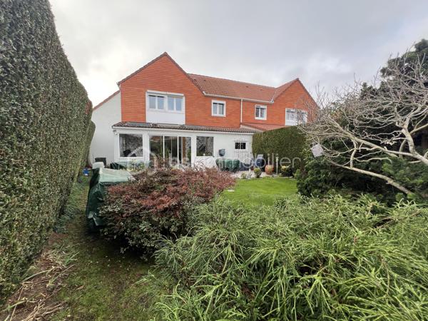 Pavillon de 146,86 m²