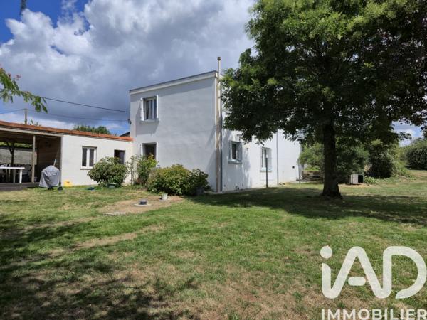 Maison à vendre 5 pièces 140 m² Moncoutant-sur-Sèvre