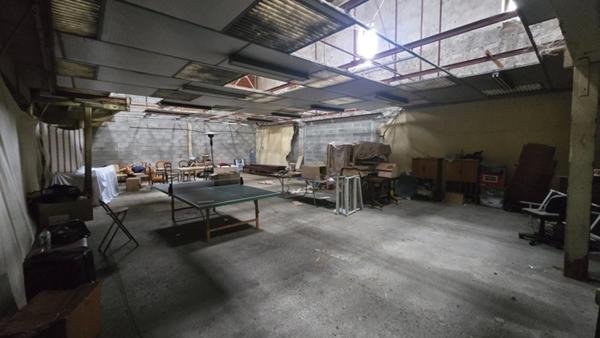 Propriété à vendre 21 pièces CARCASSONNE (11) 18 chambres, 1340m2, deux hangars 668m2 Parking jardin 350m2