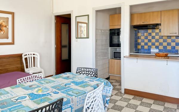 Maison à vendre    8 pièces •  Marseillan