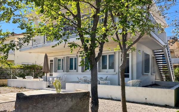 Maison à vendre    8 pièces •  Marseillan
