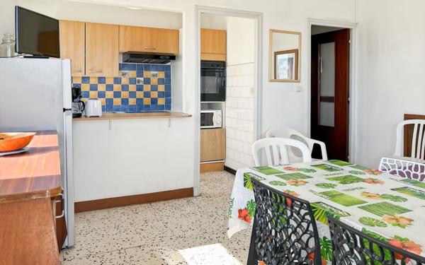 Maison à vendre    8 pièces •  Marseillan