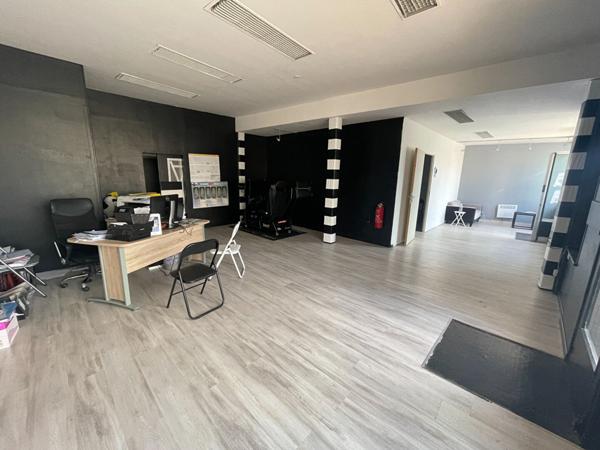 Local commercial Veuzain Sur Loire