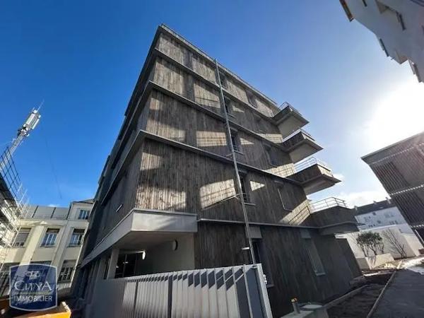 Appartement à louer 2 pièces 42.1m²