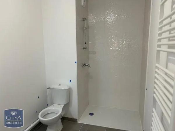 Appartement à louer 2 pièces 42.1m²