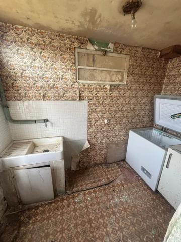 Vente                                                      Maison
                        
                     3 pièces                      45 m2                     à La Couture-Boussey