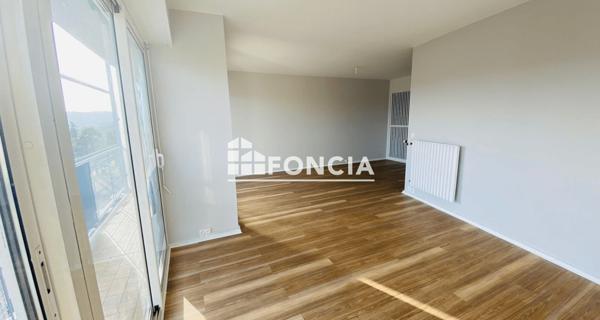 Location Appartement 4 pièces 108.09 m² - Pau 64000