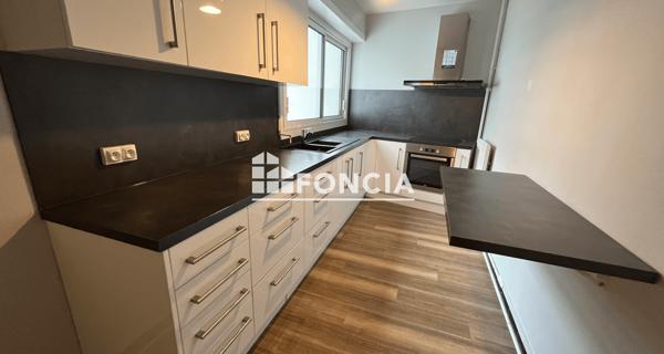 Location Appartement 4 pièces 108.09 m² - Pau 64000