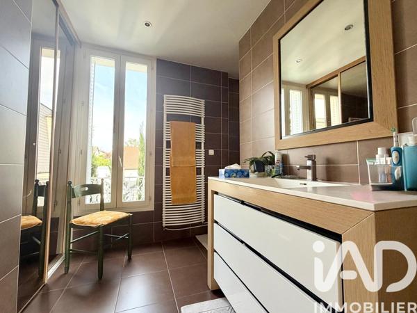 Maison à vendre 5 pièces 146,41 m² Ormesson-sur-Marne