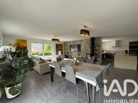 Maison à vendre 6 pièces 162 m² Bains-sur-Oust