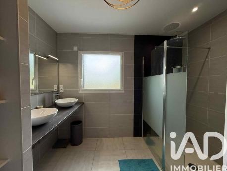 Maison à vendre 6 pièces 162 m² Bains-sur-Oust