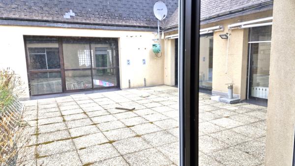 ANCIEN COMMERCE DE BOULANGERIE d'environ 600M²