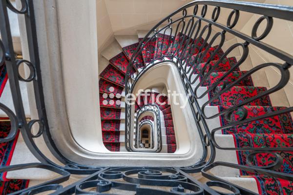 Appartement 6 pièces - 147 m² Bien prestige